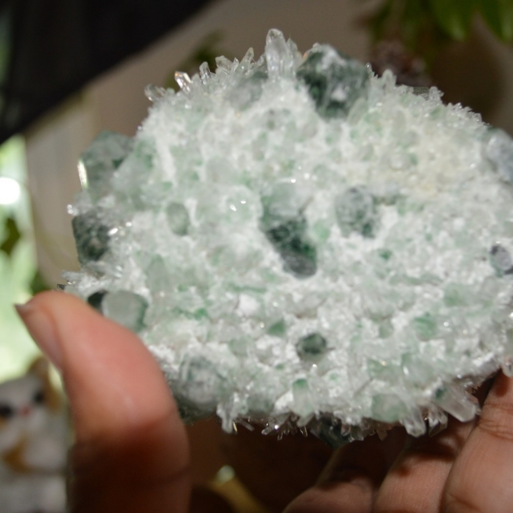Phantom Quartz Cluster w. Citrine Baby - Picture 6 of 6